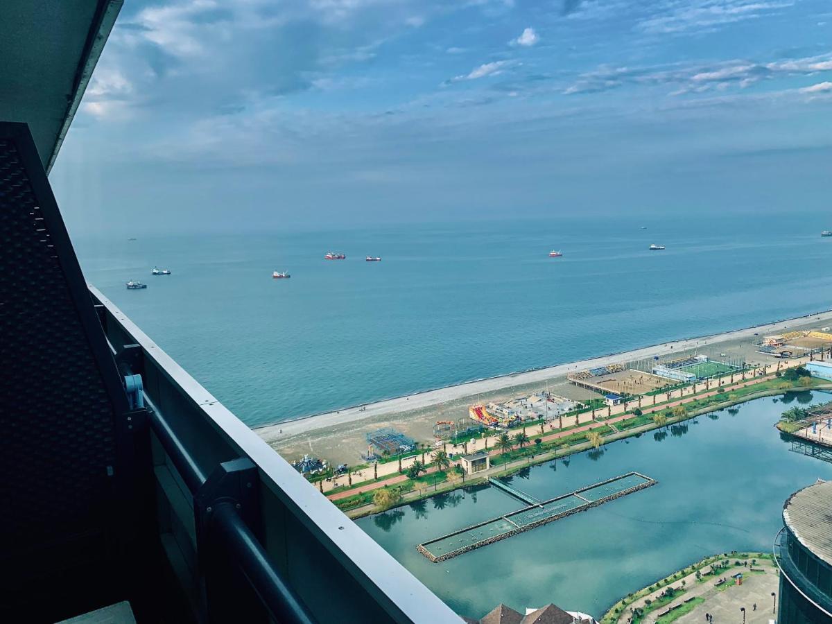 Batumi Apartments A&E Экстерьер фото