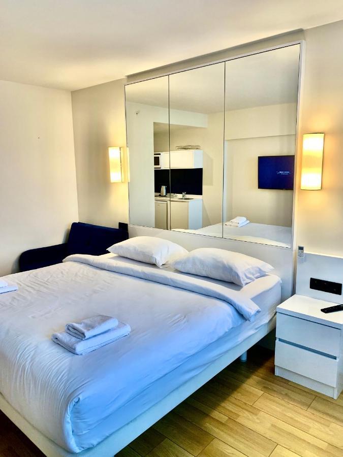 Batumi Apartments A&E Экстерьер фото