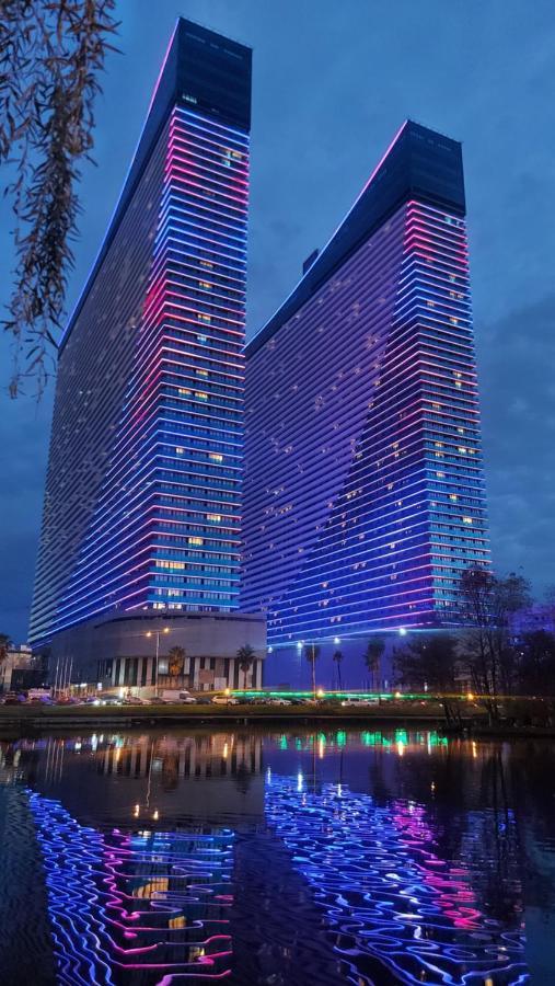 Batumi Apartments A&E Экстерьер фото