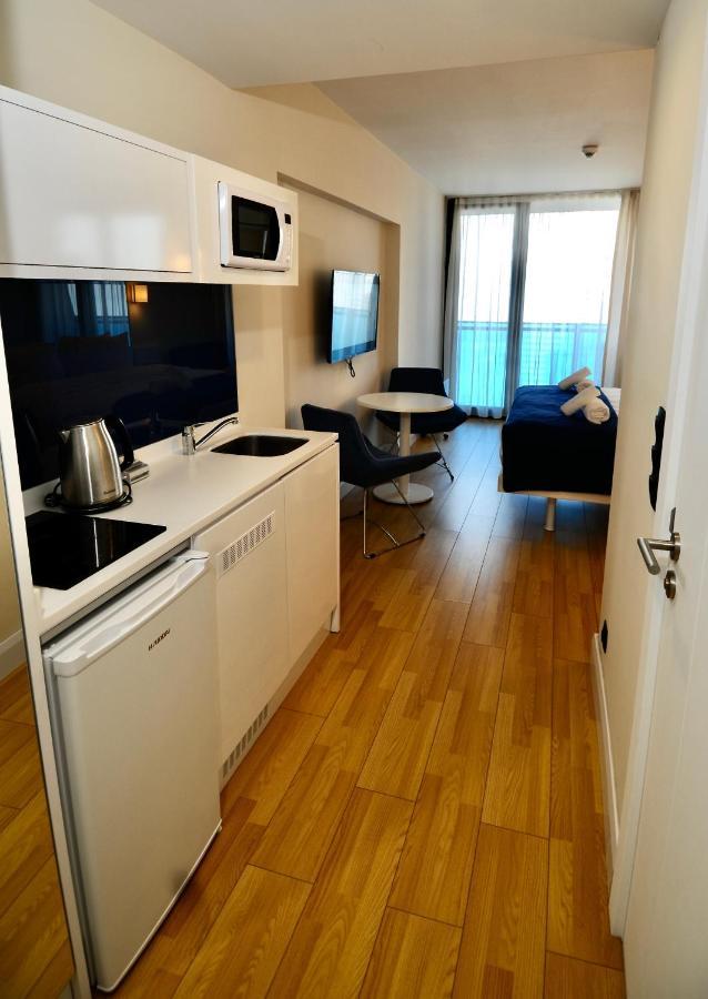 Batumi Apartments A&E Экстерьер фото